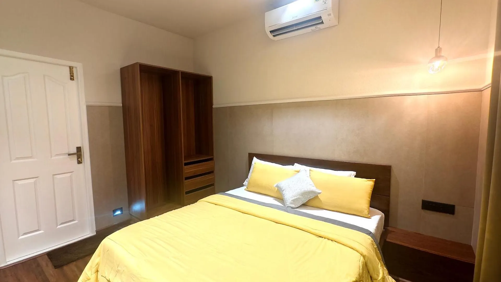 Gulzar 1Bhk Service Apartment, Kannur Apartment