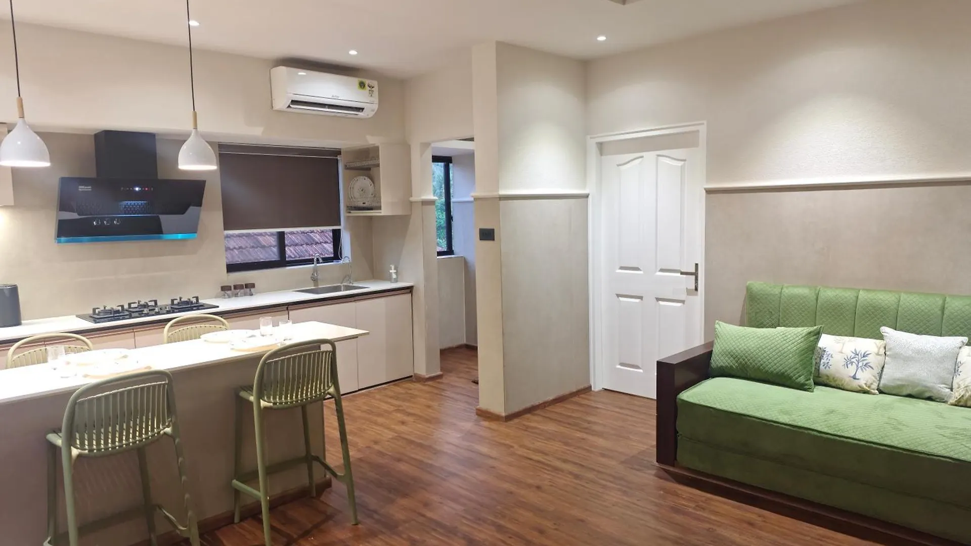 Gulzar 1Bhk Service Apartment, Kannur
